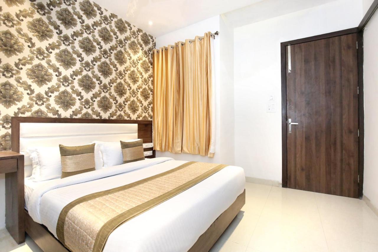 Oyo 11680 Hotel Grand Star Amritszár Kültér fotó