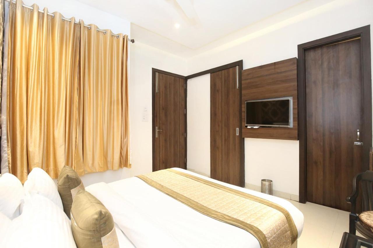 Oyo 11680 Hotel Grand Star Amritszár Kültér fotó